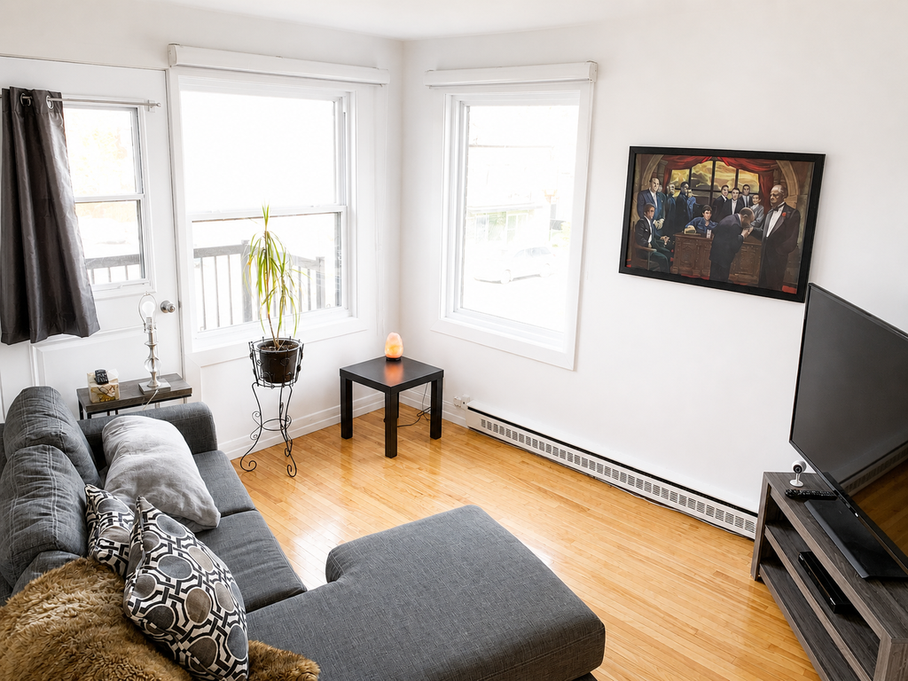 4 ½ Rue Hochelaga, Montréal, QC H1L 2P9