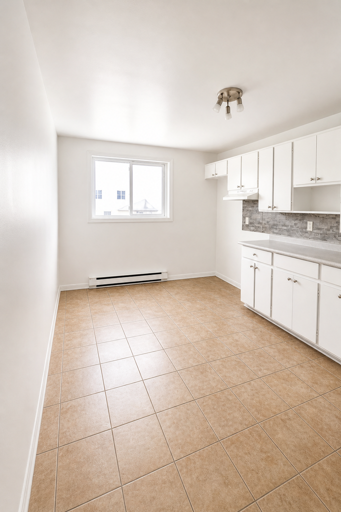4 ½ Rue Paquet, Québec, QC G2B 3A4